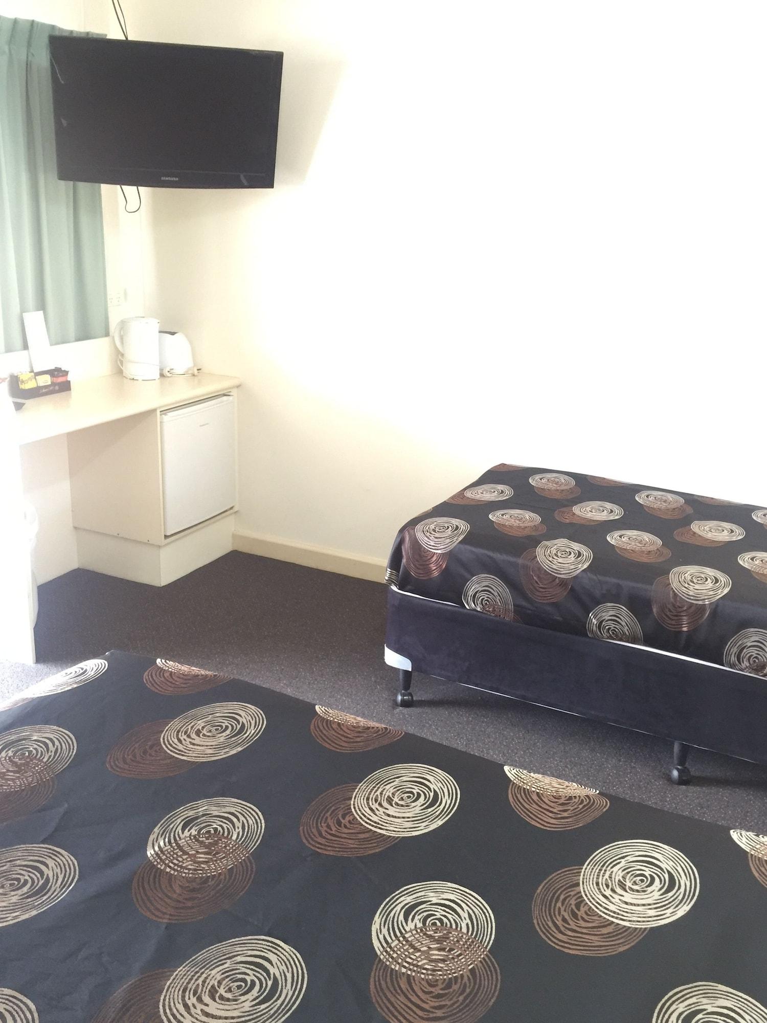 Econo Lodge Park Lane Bundaberg Bagian luar foto