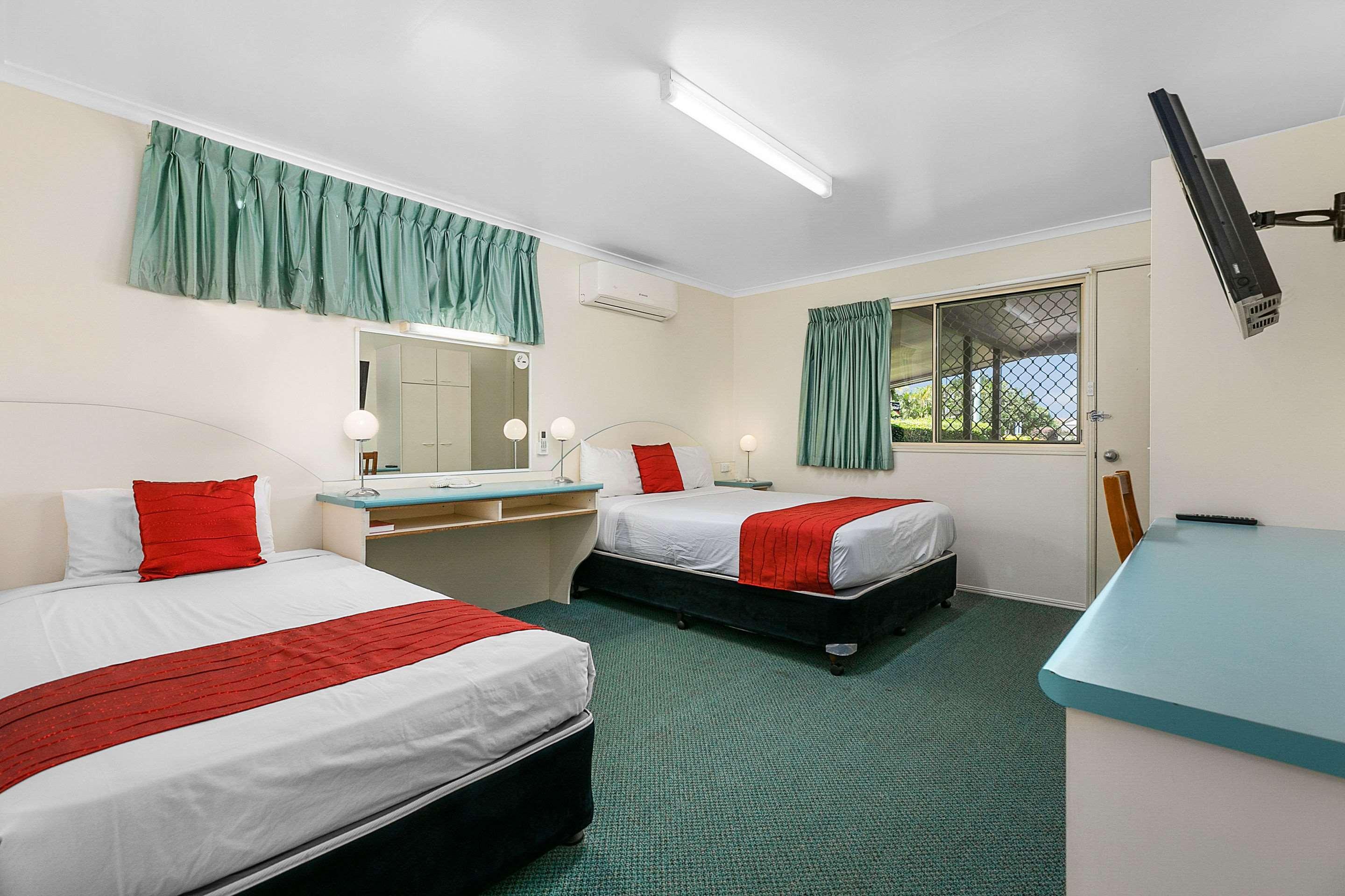 Econo Lodge Park Lane Bundaberg Bagian luar foto