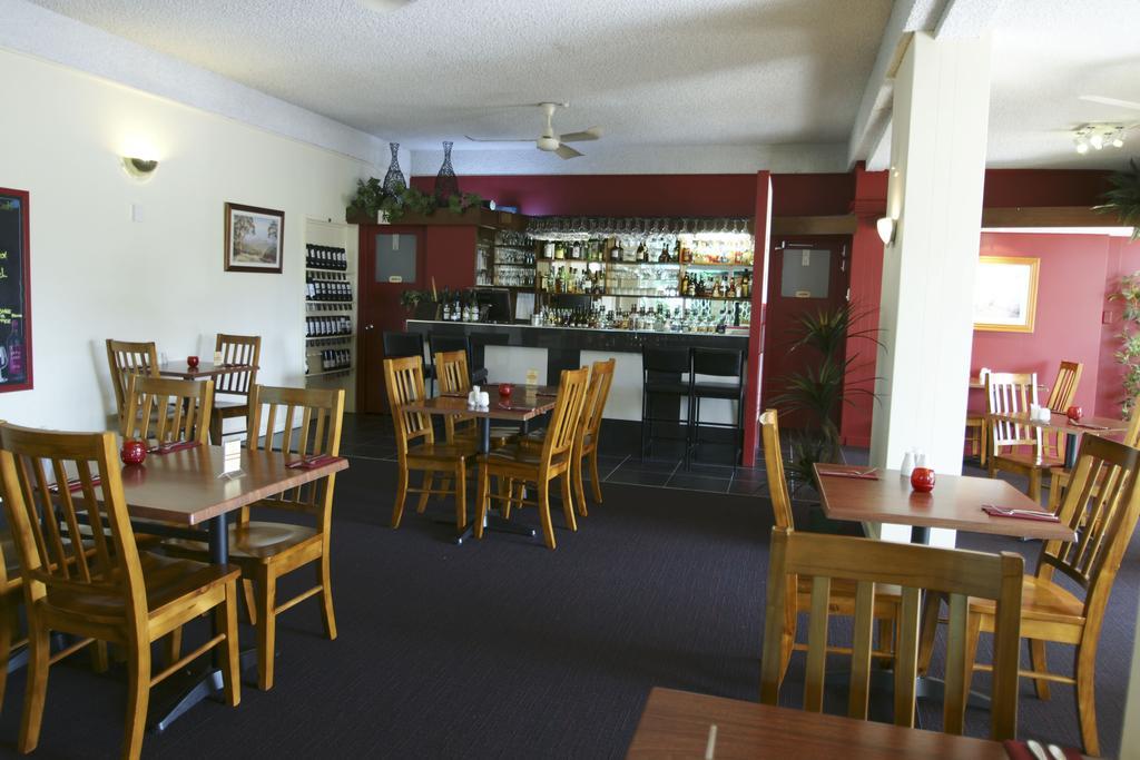 Econo Lodge Park Lane Bundaberg Bagian luar foto
