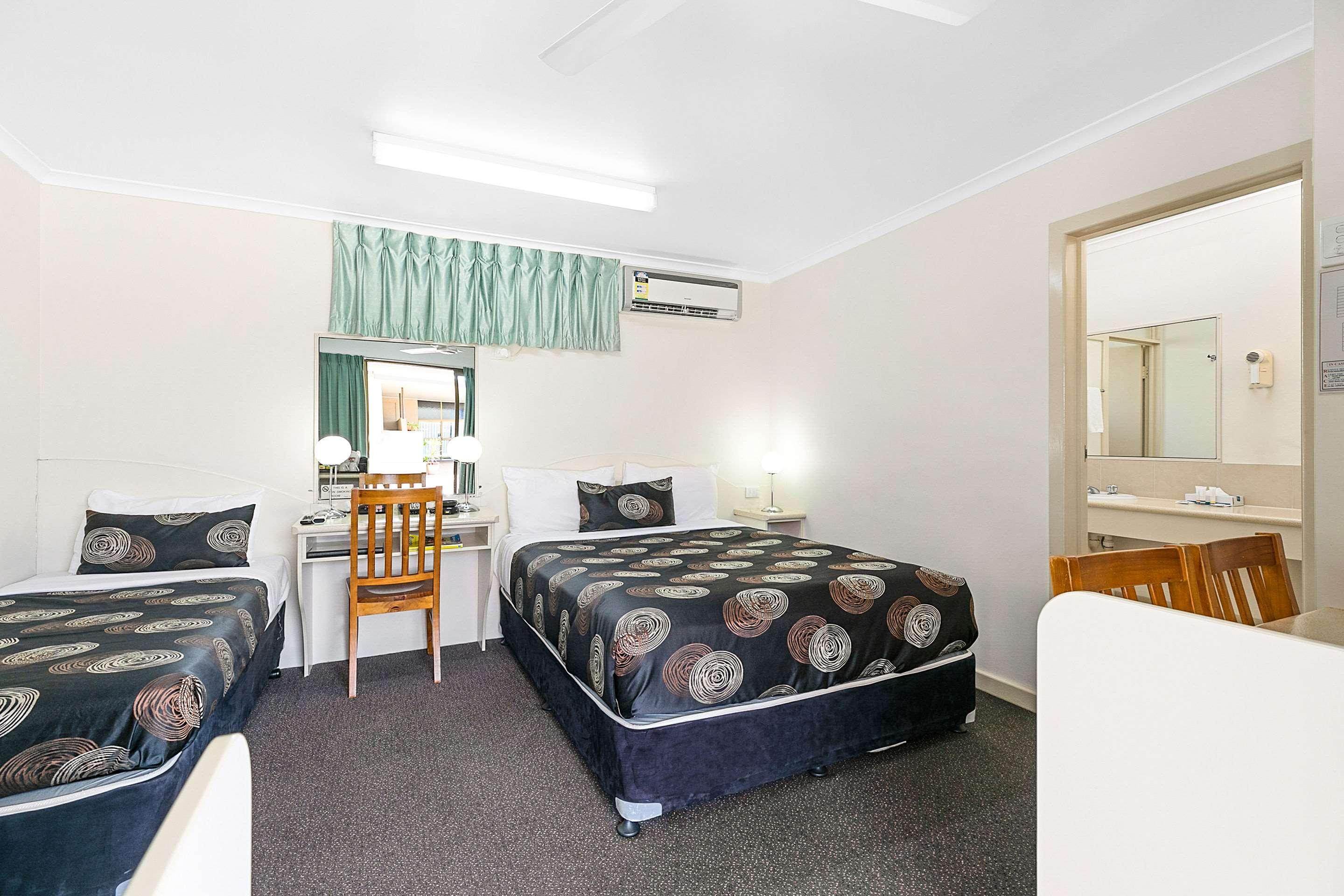 Econo Lodge Park Lane Bundaberg Bagian luar foto