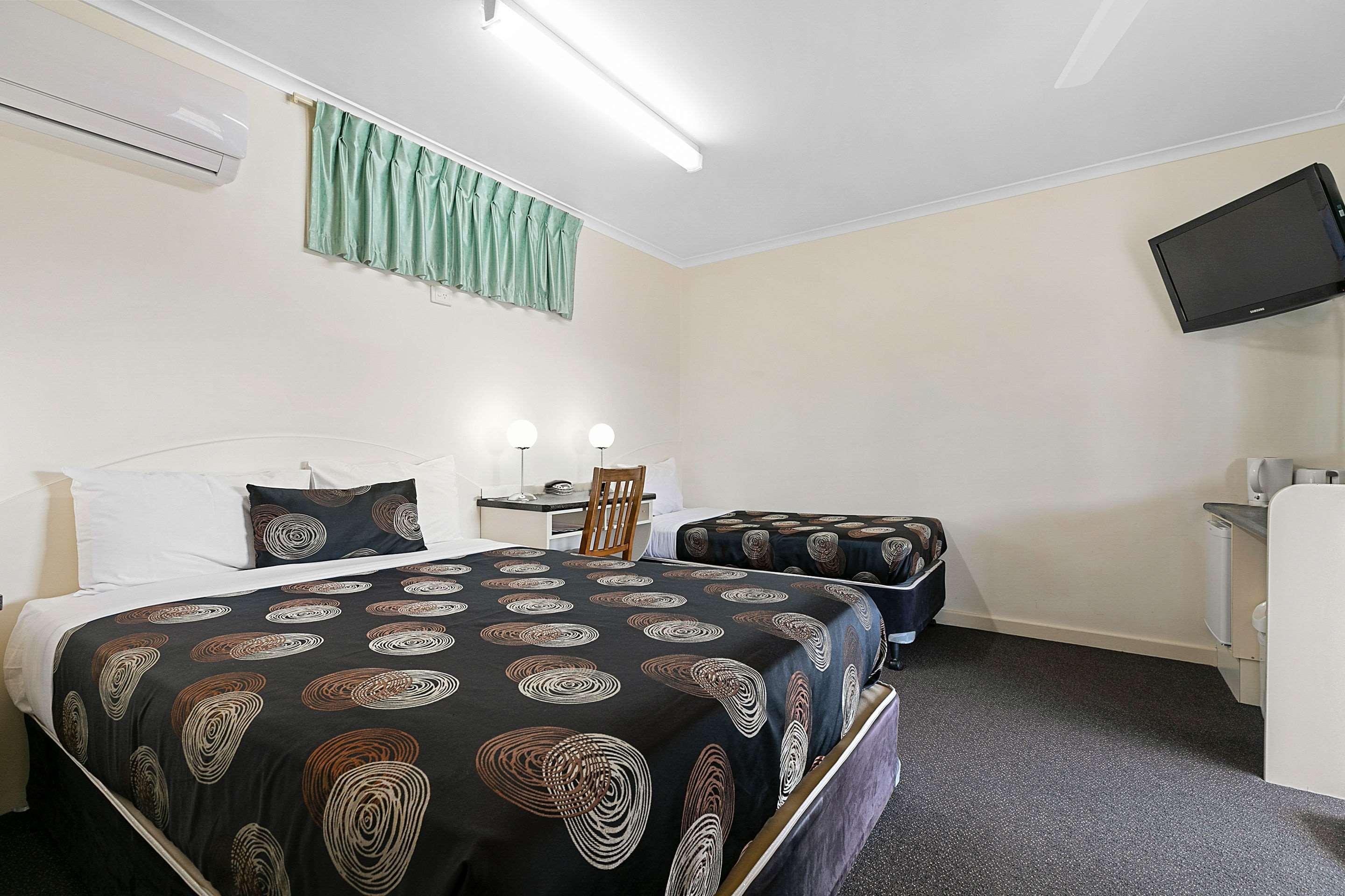 Econo Lodge Park Lane Bundaberg Bagian luar foto