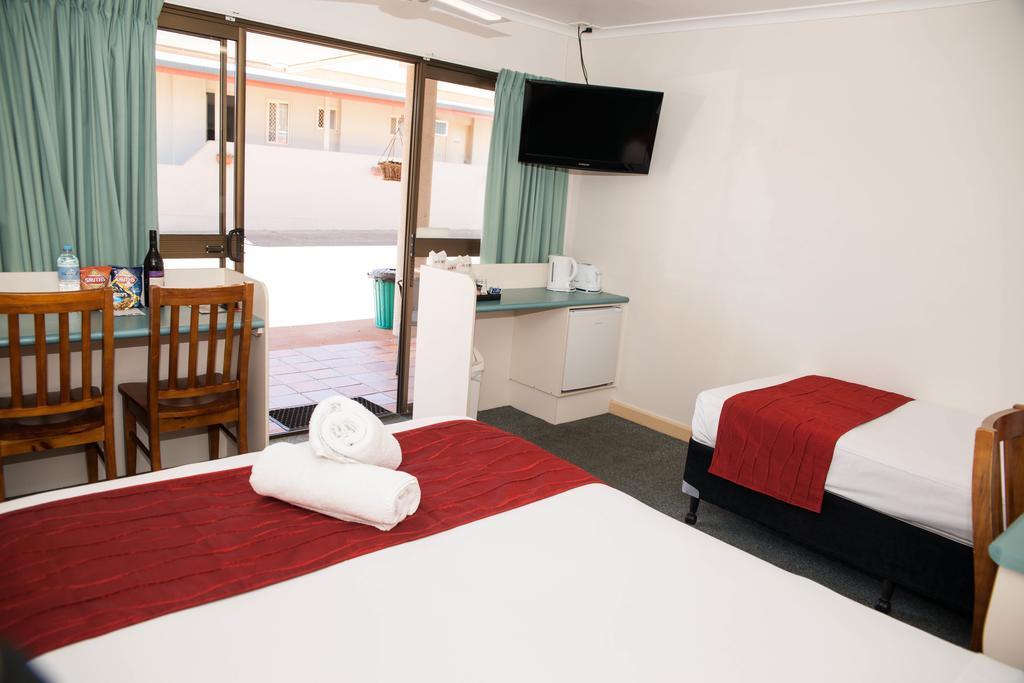 Econo Lodge Park Lane Bundaberg Bagian luar foto