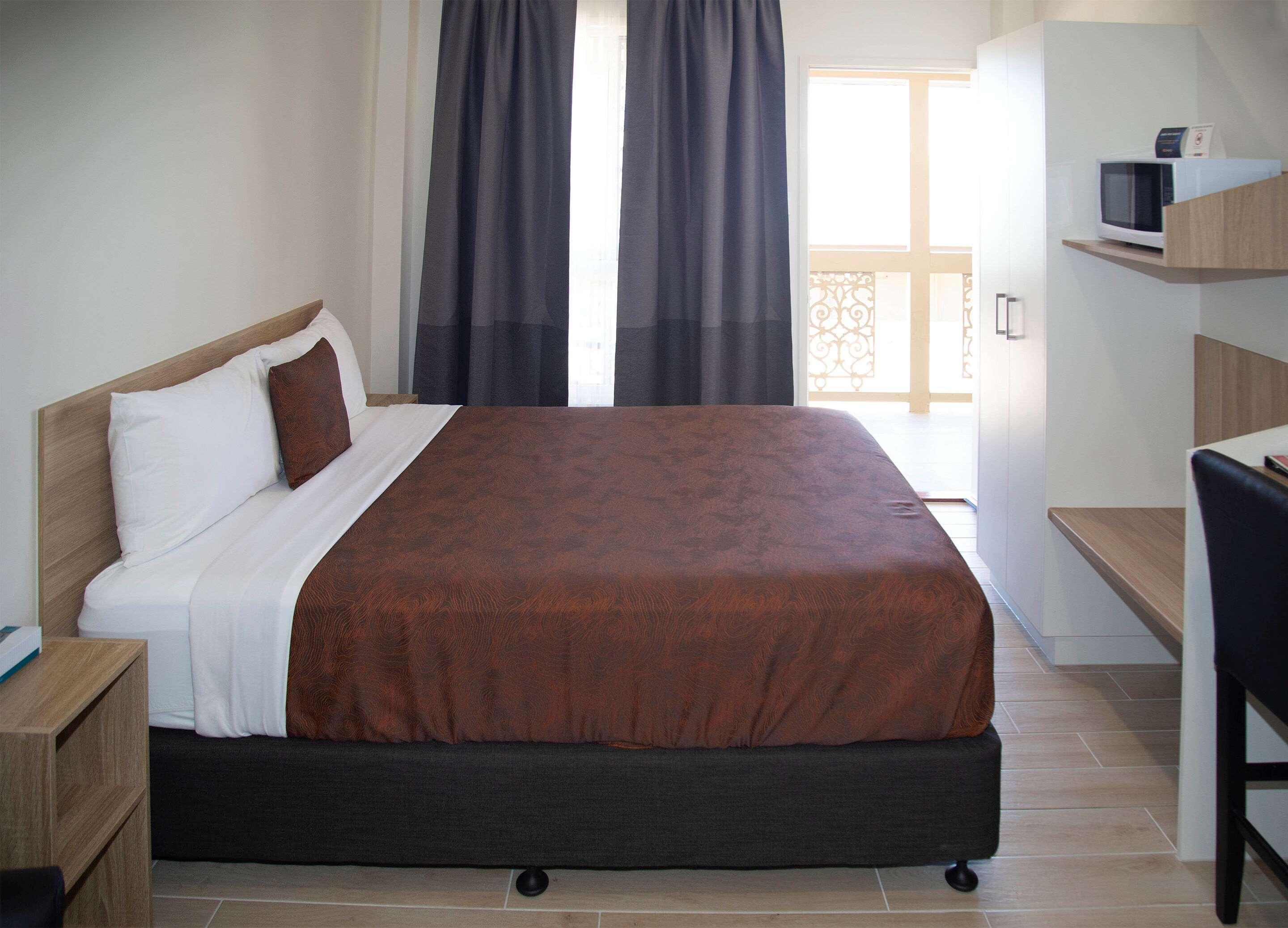 Econo Lodge Park Lane Bundaberg Bagian luar foto