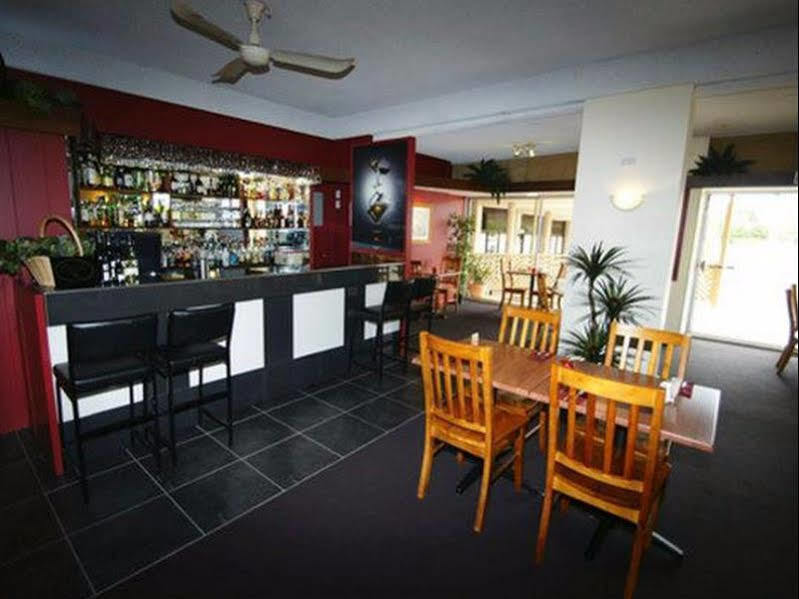 Econo Lodge Park Lane Bundaberg Bagian luar foto
